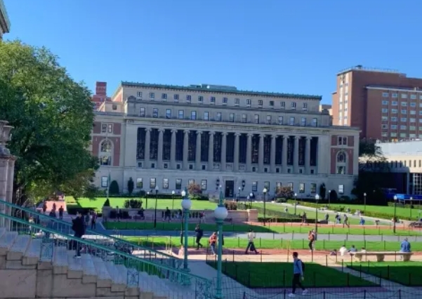哥伦比亚大学